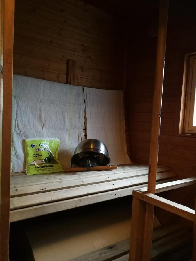 우시카우풍키 Kirkkokadun Amanda Ja Olga B&B 외부 사진