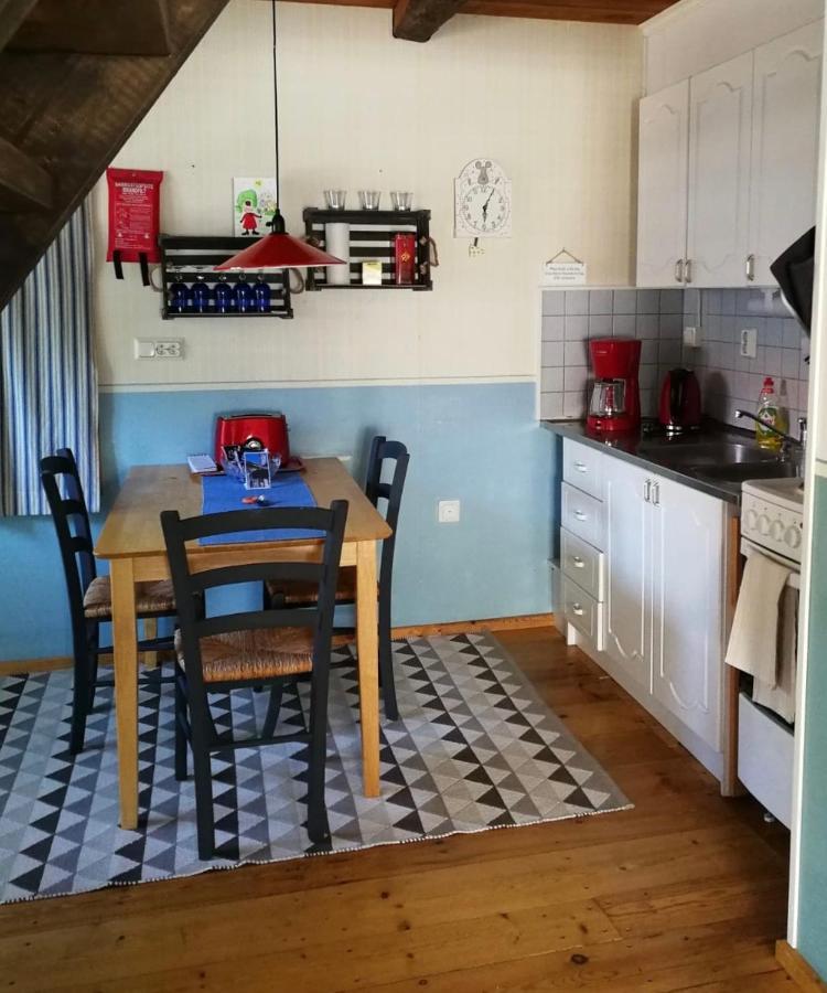 우시카우풍키 Kirkkokadun Amanda Ja Olga B&B 외부 사진