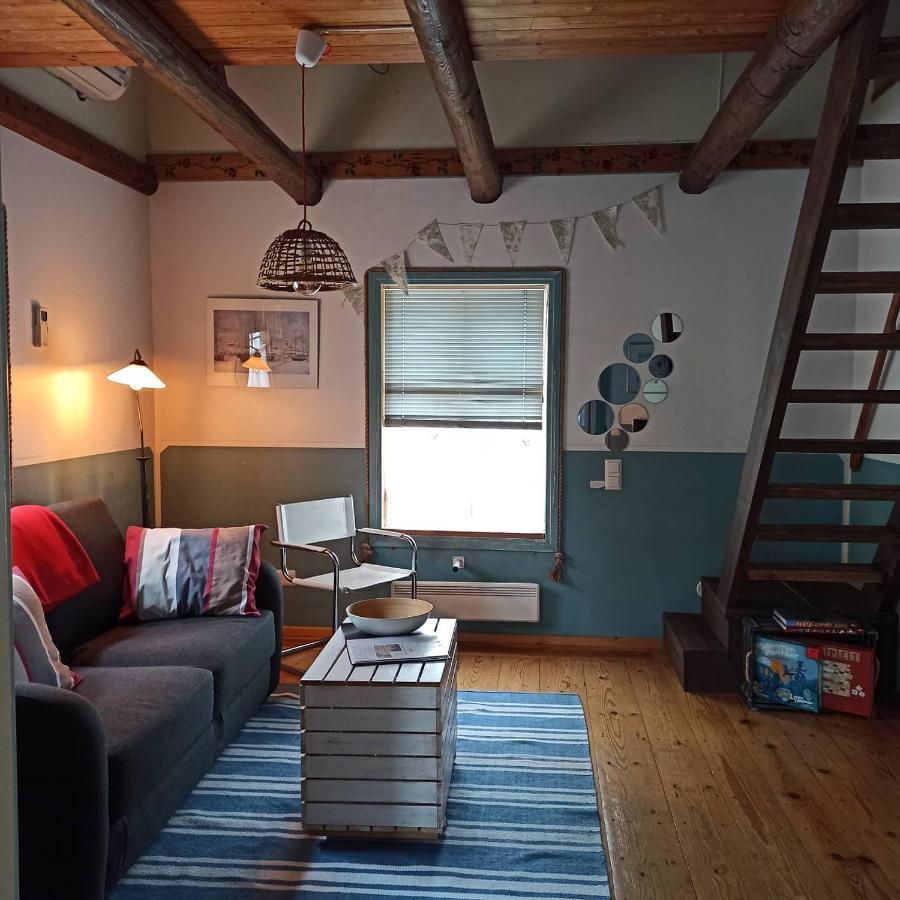 우시카우풍키 Kirkkokadun Amanda Ja Olga B&B 외부 사진