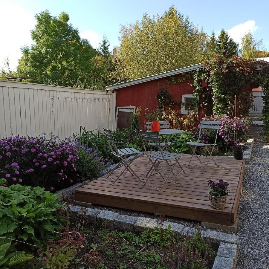 우시카우풍키 Kirkkokadun Amanda Ja Olga B&B 외부 사진